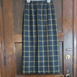 EUC Goodclothes Plaid Womens Pencil Skirt - Size 8